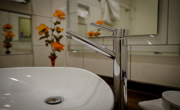 bath-3597350_640